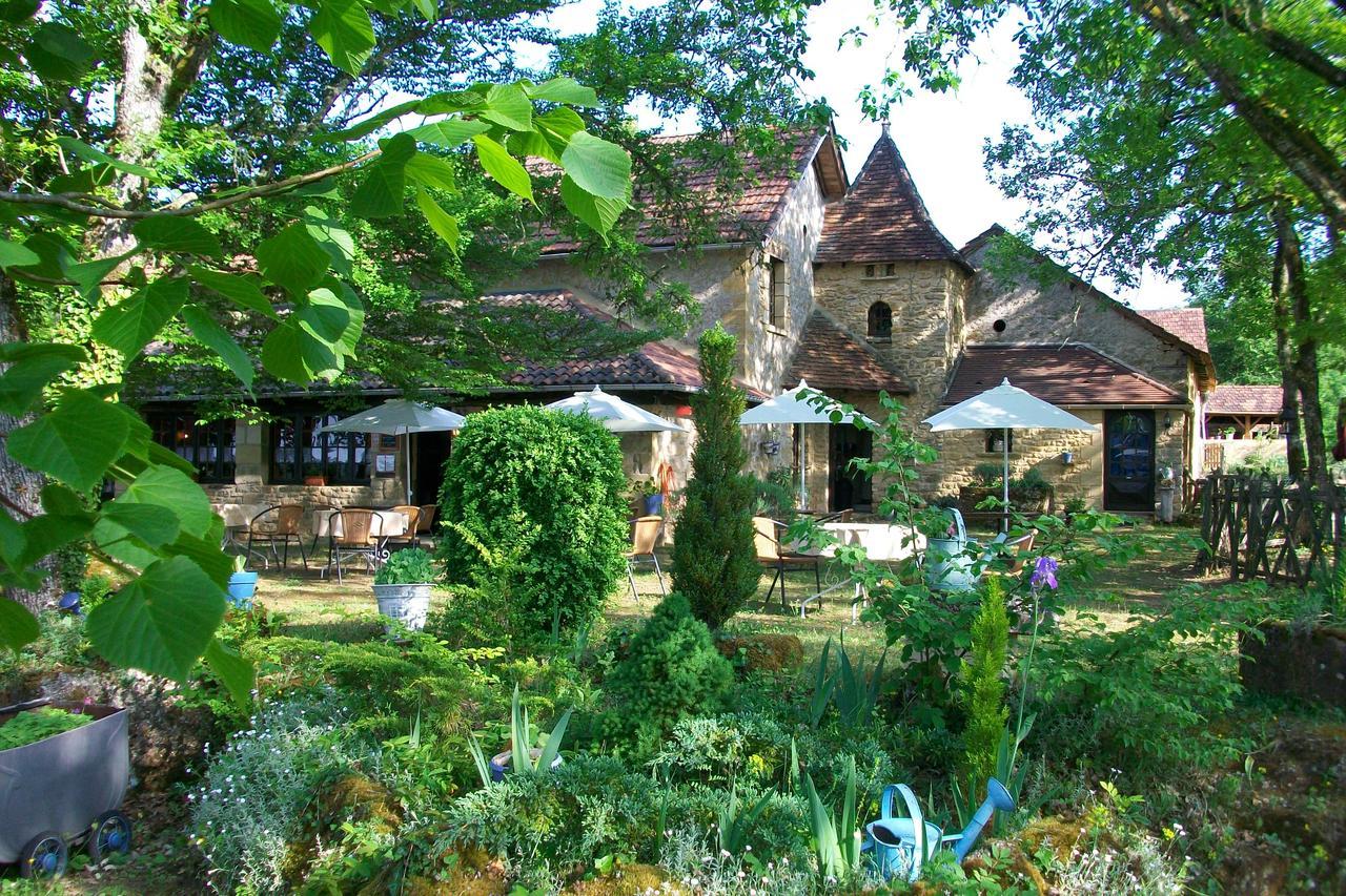 Auberge De Castel-Merle Hotel Sergeac Exterior foto